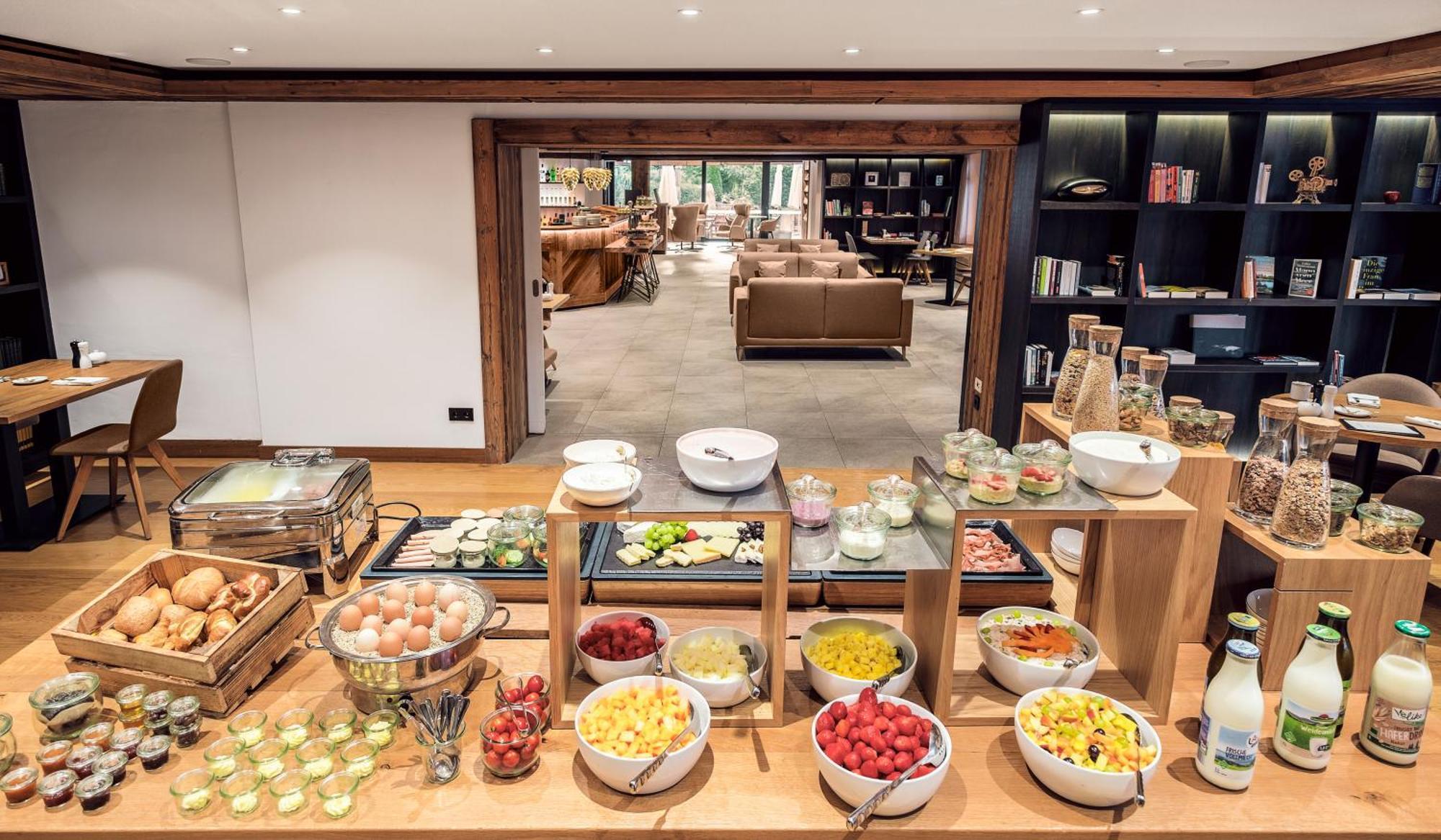 Adler Haeusern Gourmet & Spa Hotel Ngoại thất bức ảnh