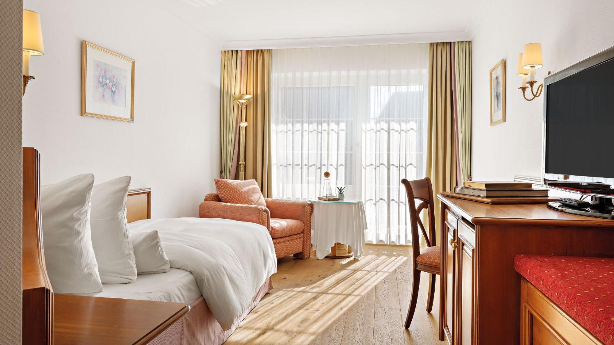 Adler Haeusern Gourmet & Spa Hotel Phòng bức ảnh
