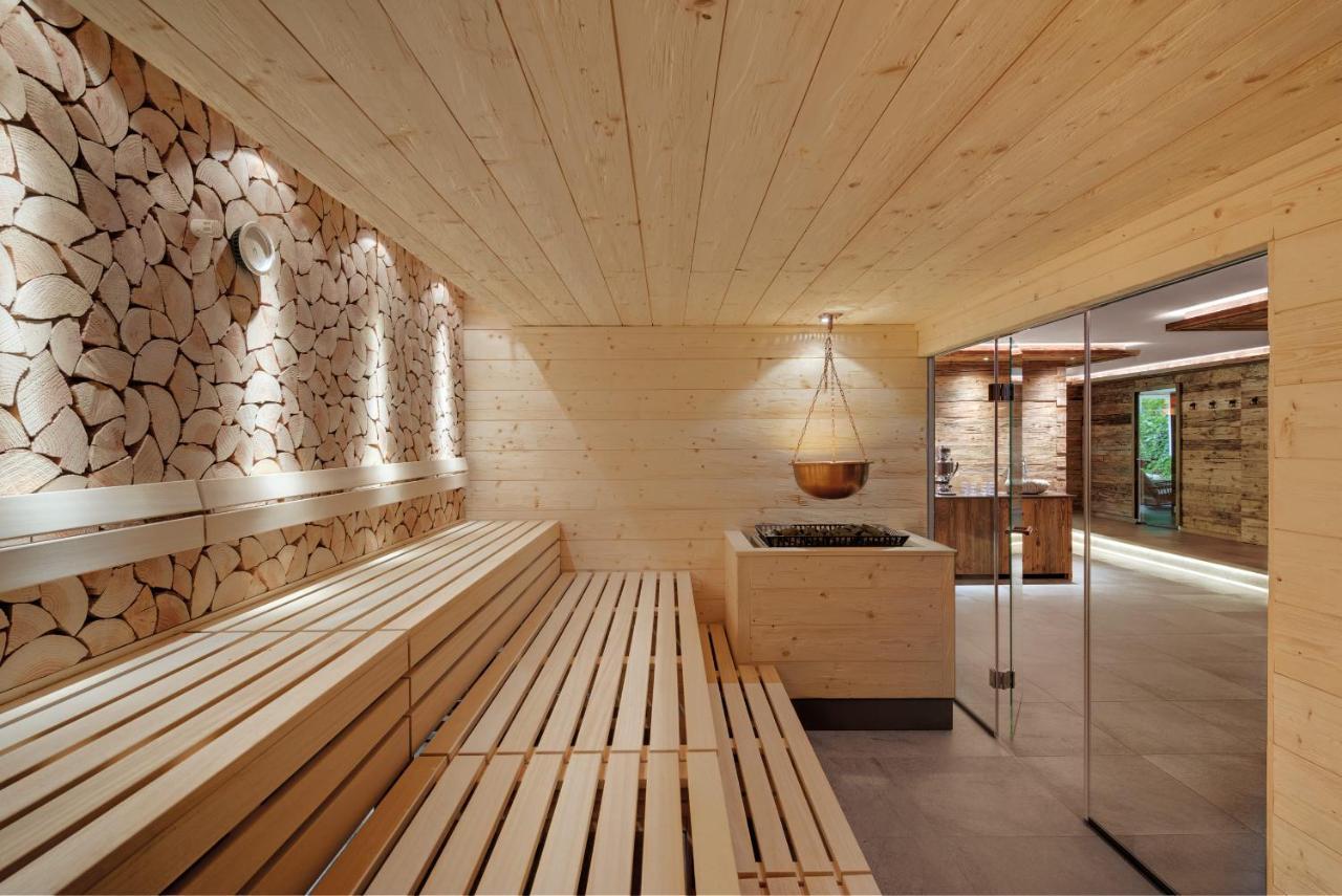 Adler Haeusern Gourmet & Spa Hotel Ngoại thất bức ảnh